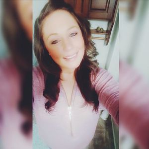 Meet your Posher, Alicia